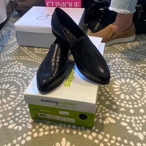 Walking Cradles Loafers